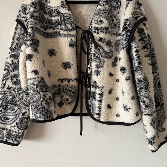 Paisley Sherpa Front-Tie Jacket - Picture 4 of 6